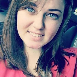 Meet your Posher, Hana